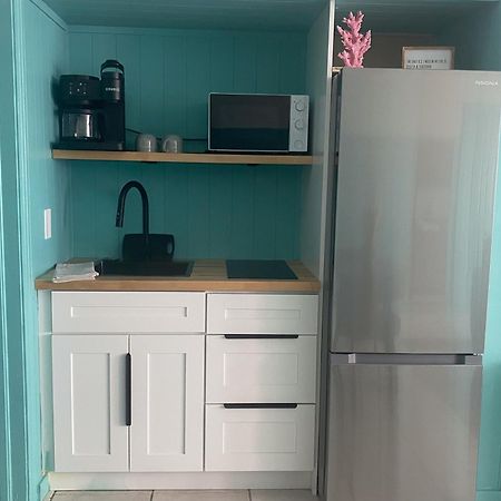 Oasis Palms Resort St. Pete Beach Bagian luar foto