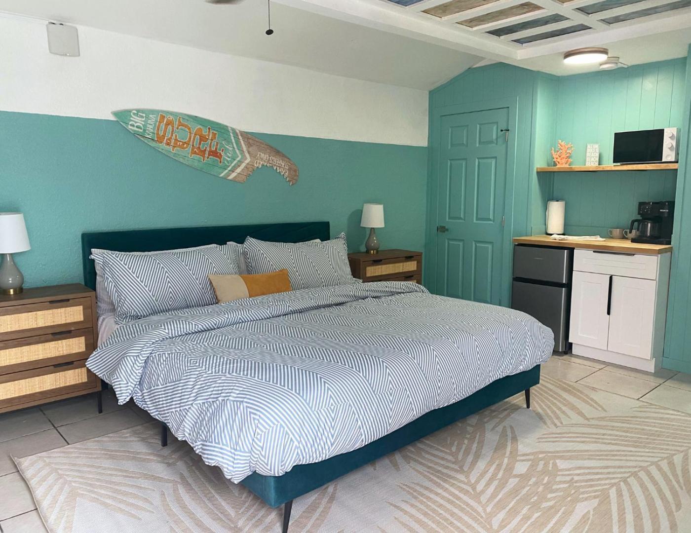 Oasis Palms Resort St. Pete Beach Bagian luar foto