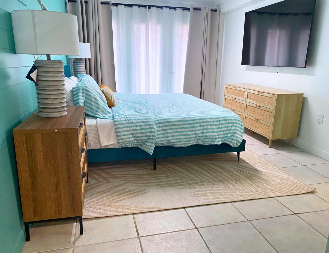 Oasis Palms Resort St. Pete Beach Bagian luar foto