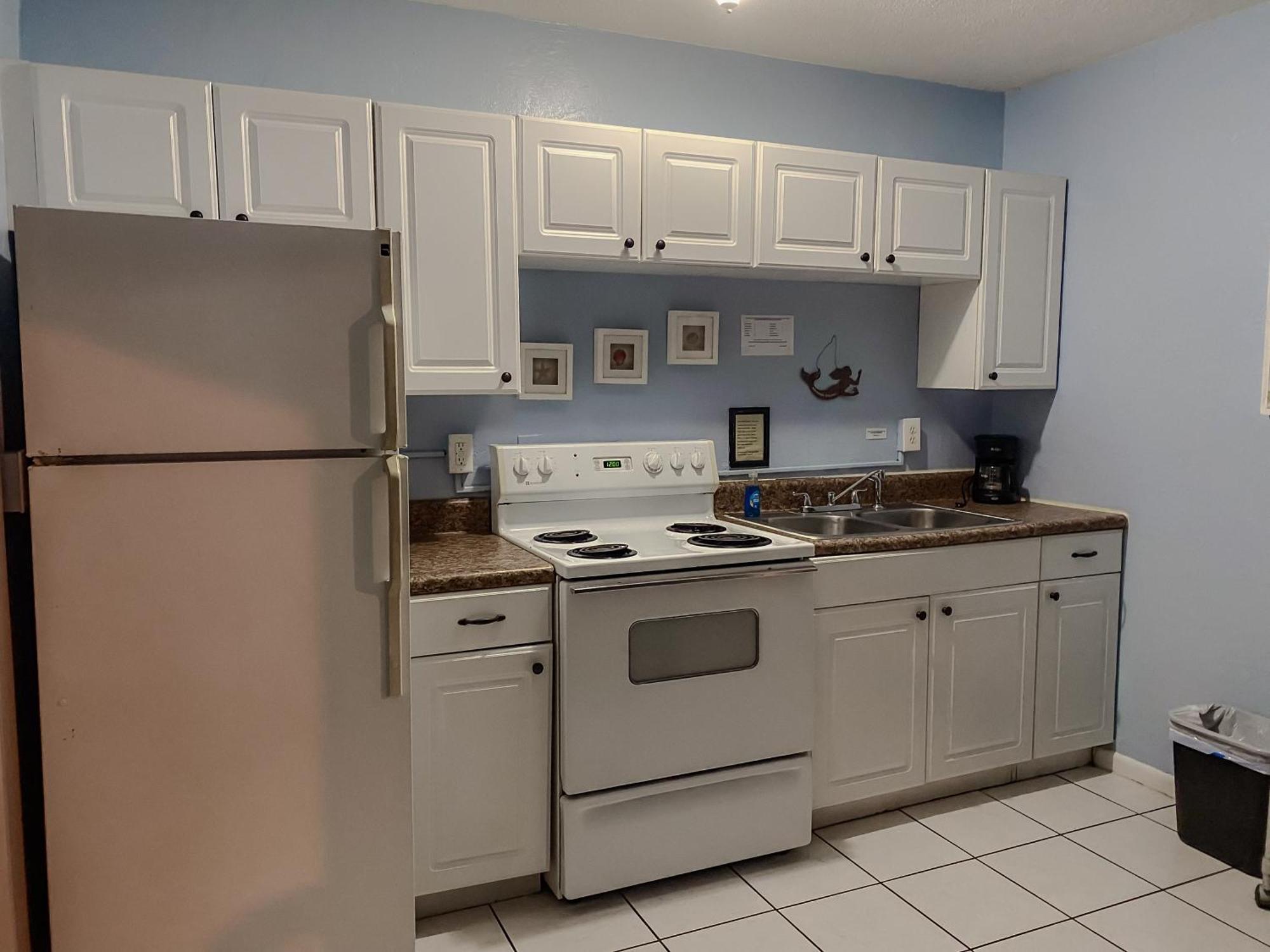 Oasis Palms Resort St. Pete Beach Bagian luar foto