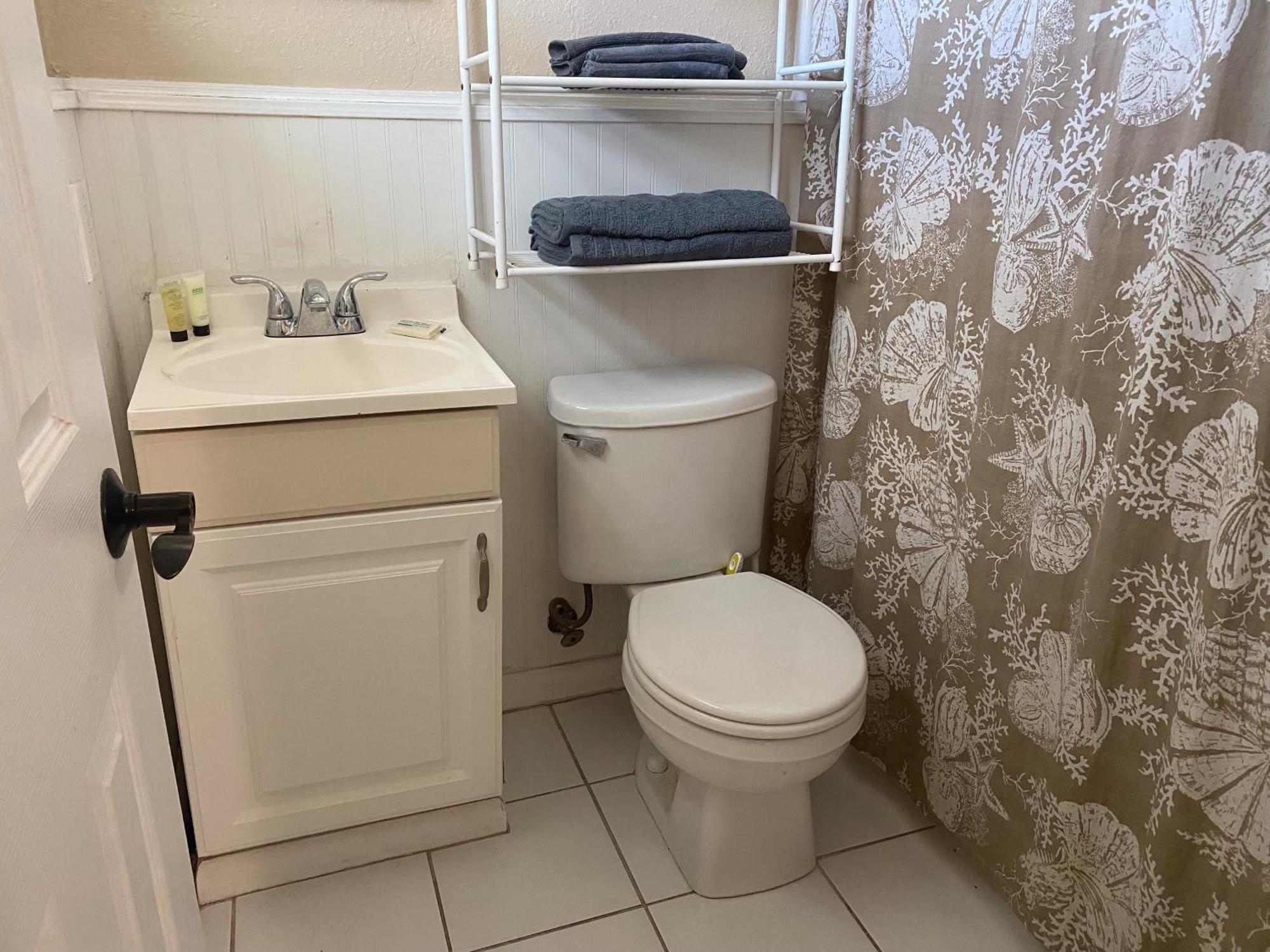 Oasis Palms Resort St. Pete Beach Bagian luar foto